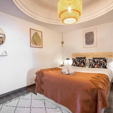 Apartman Cozy In Front Of The *